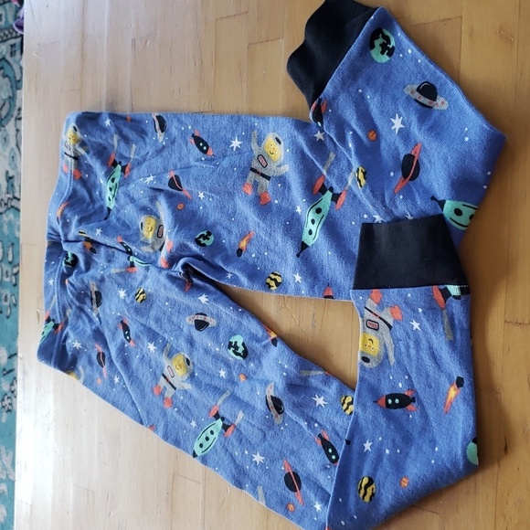 Carter's 2 pc Space pajamas - Picture 4 of 4